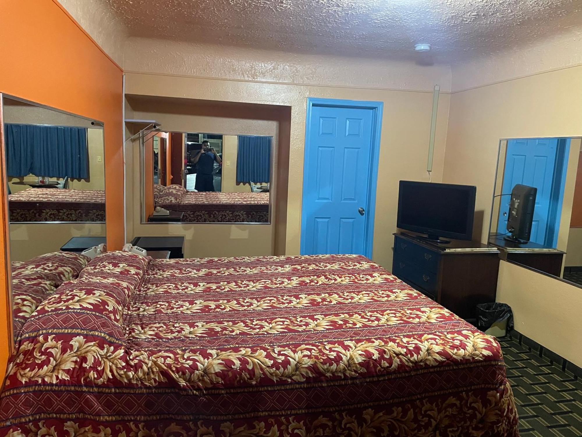 Deluxe Inn Motel Детройт Экстерьер фото